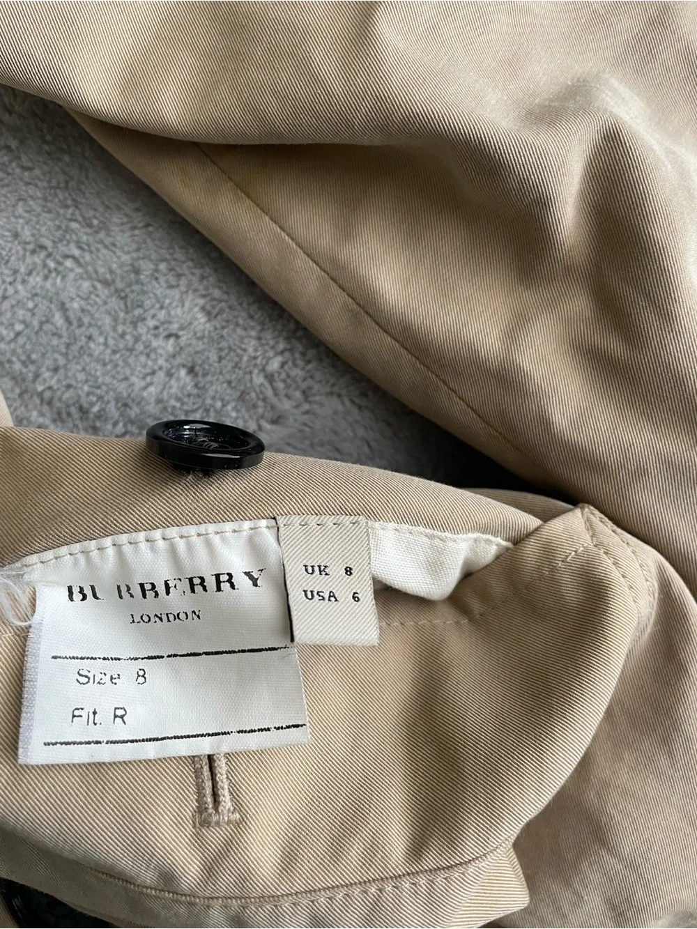 Burberry Beige Trench Coat - Picture 6 of 10